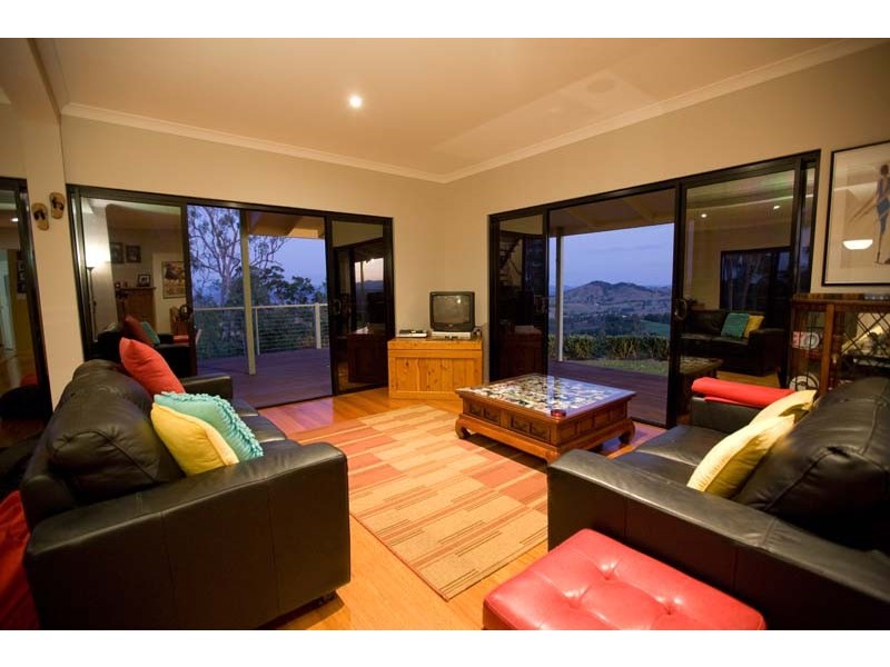Long Flat QLD 4570
