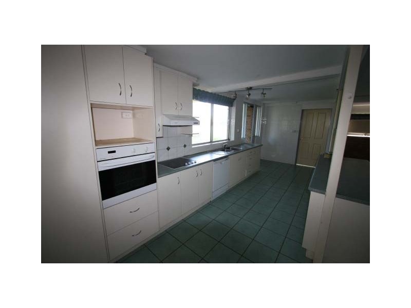 Theebine QLD 4570