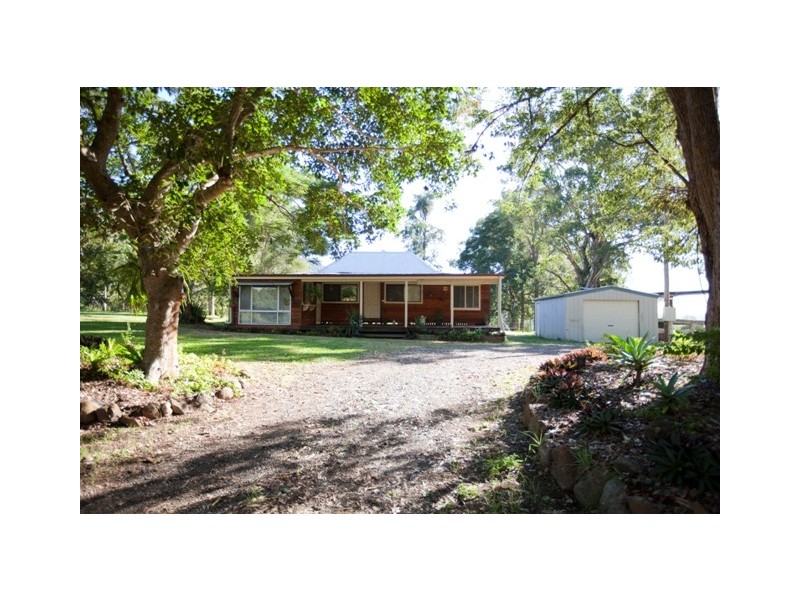 30 Mullins, Goomboorian QLD 4570