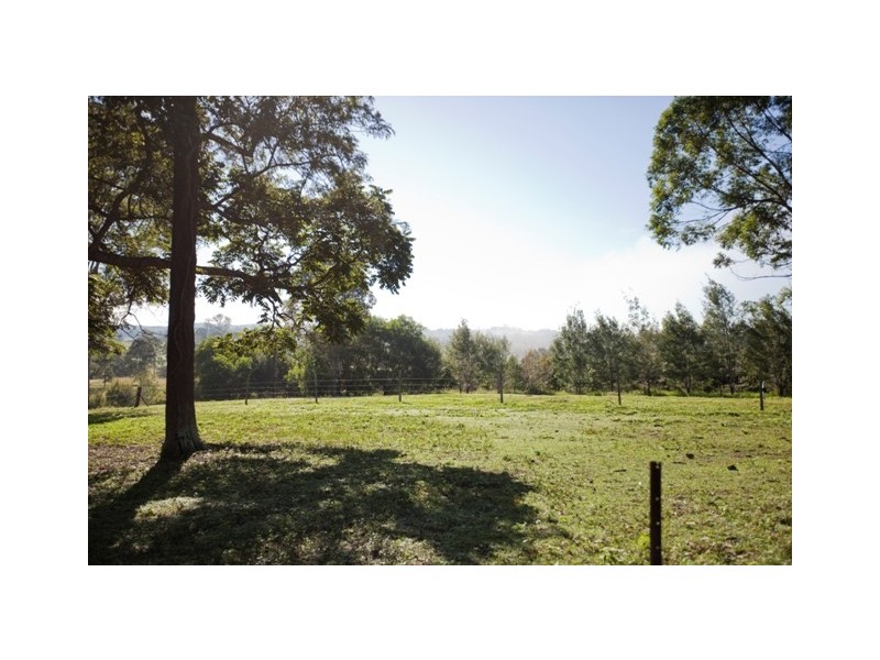 30 Mullins, Goomboorian QLD 4570