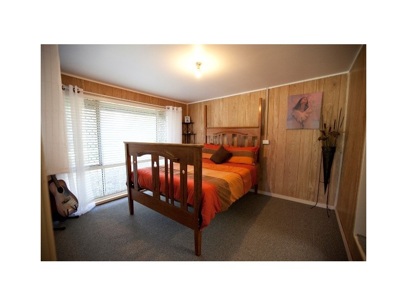 30 Mullins, Goomboorian QLD 4570