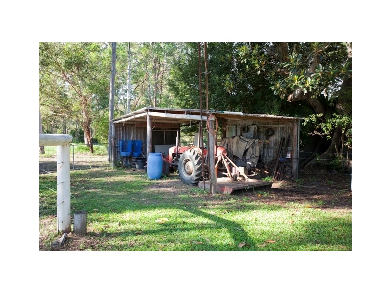 30 Mullins, Goomboorian QLD 4570