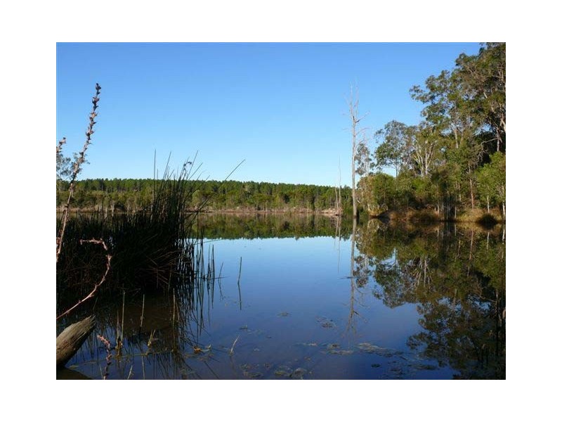 Goomboorian QLD 4570