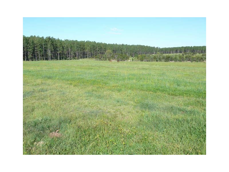 Goomboorian QLD 4570