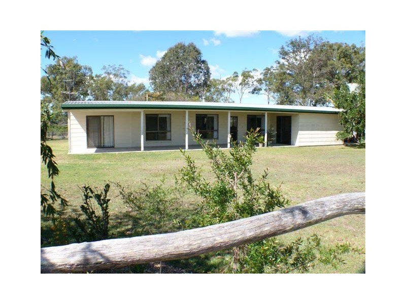 Goomboorian QLD 4570