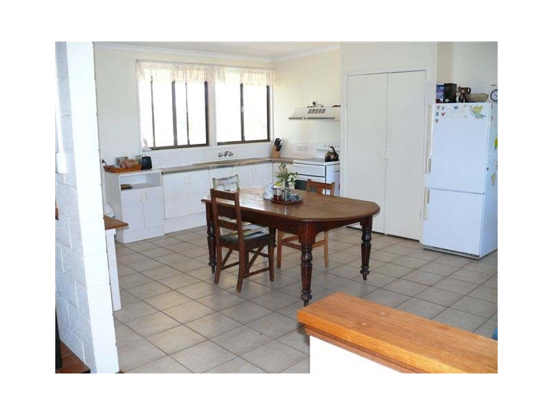 Goomboorian QLD 4570