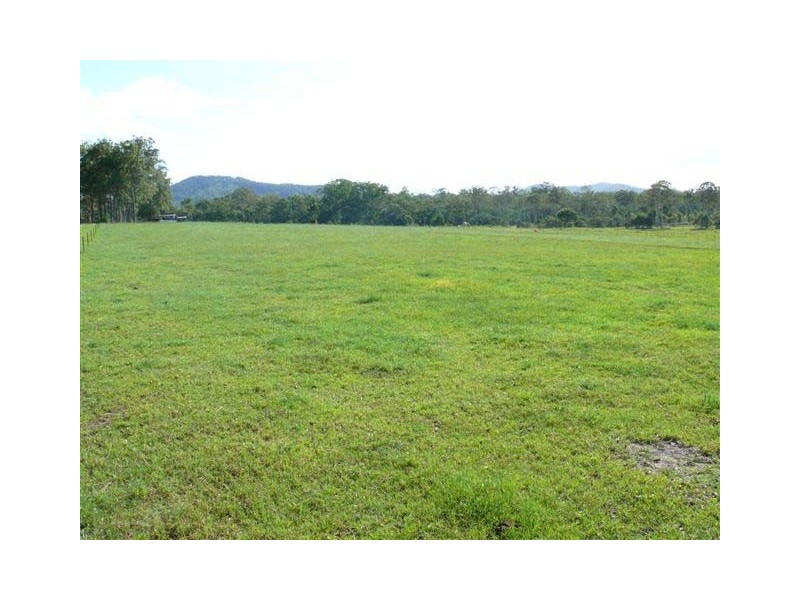 Goomboorian QLD 4570