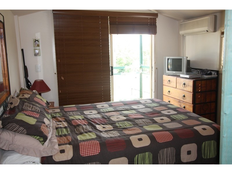 Southside QLD 4570