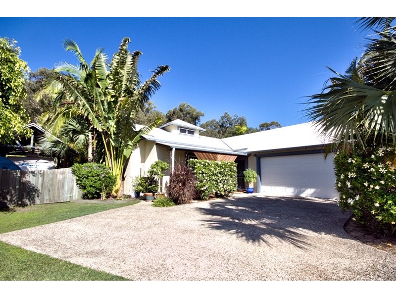 27 Fyshburn Drive, Cooloola Cove QLD 4580