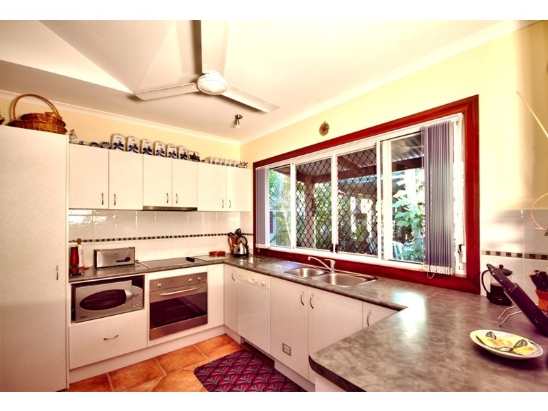 27 Fyshburn Drive, Cooloola Cove QLD 4580