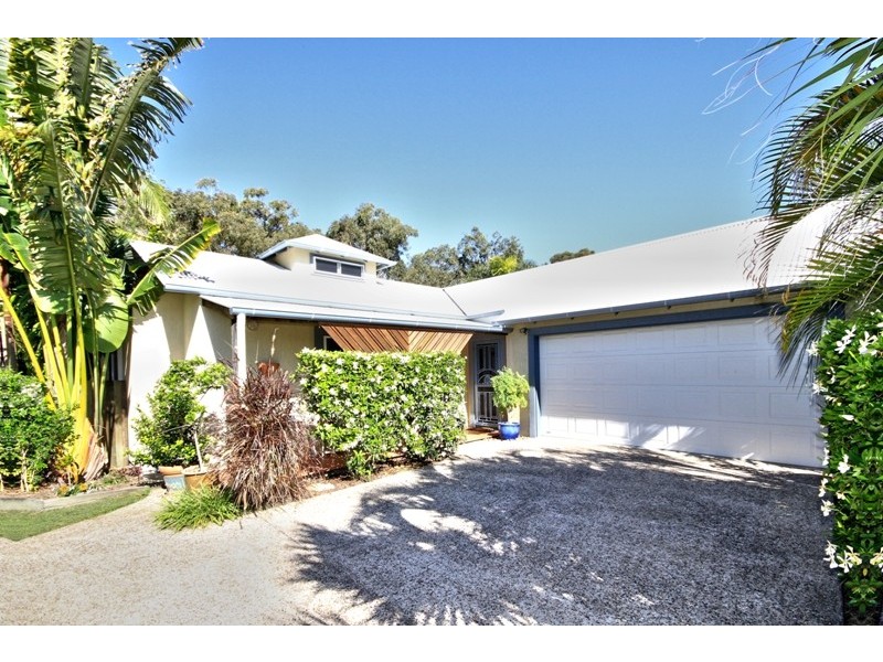 27 Fyshburn Drive, Cooloola Cove QLD 4580