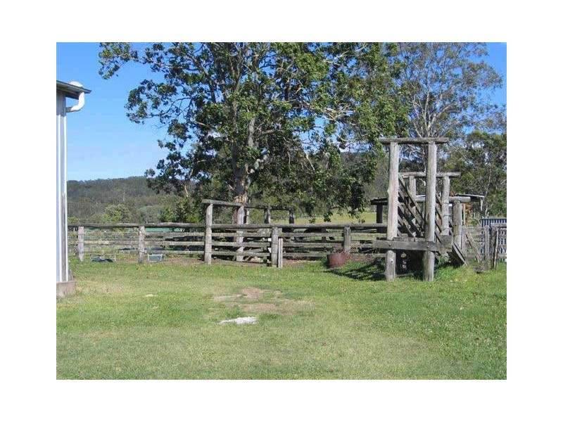 Wolvi QLD 4570