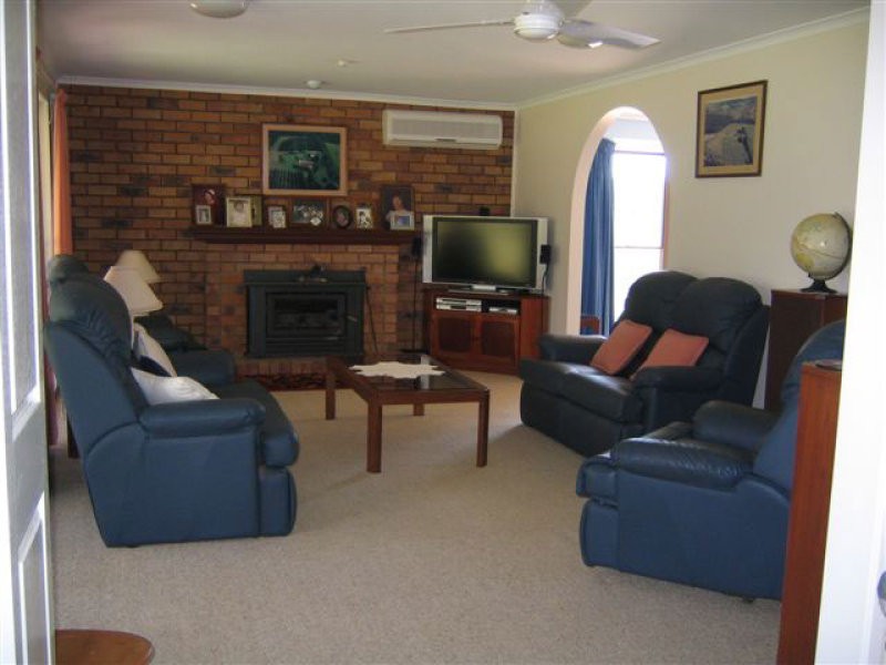 Wolvi QLD 4570