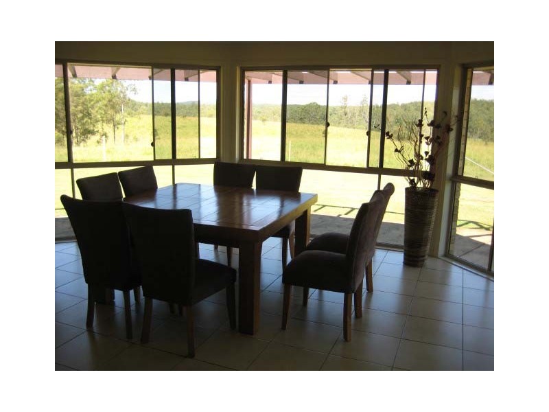 Glenwood QLD 4570
