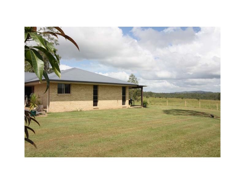 Glenwood QLD 4570
