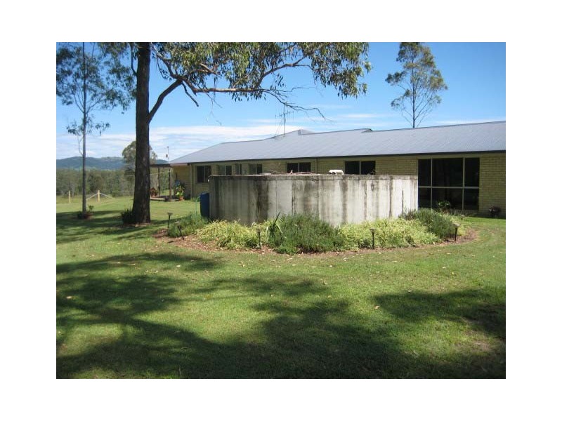 Glenwood QLD 4570