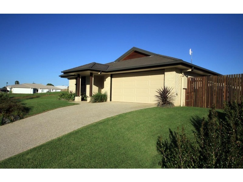 11 Presidential Ave, Southside QLD 4570