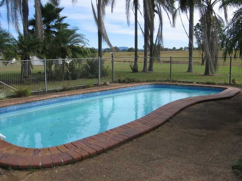 18 Lobwein, Kybong QLD 4570