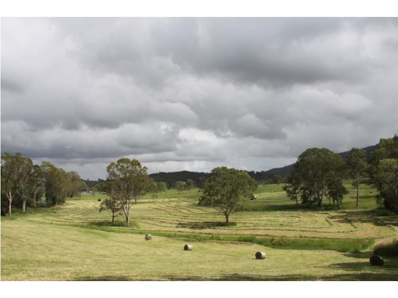 Wolvi QLD 4570
