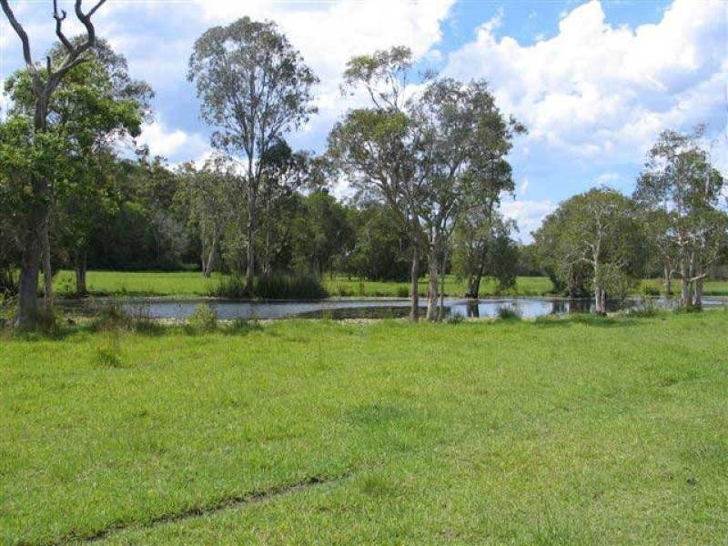 Goomboorian QLD 4570