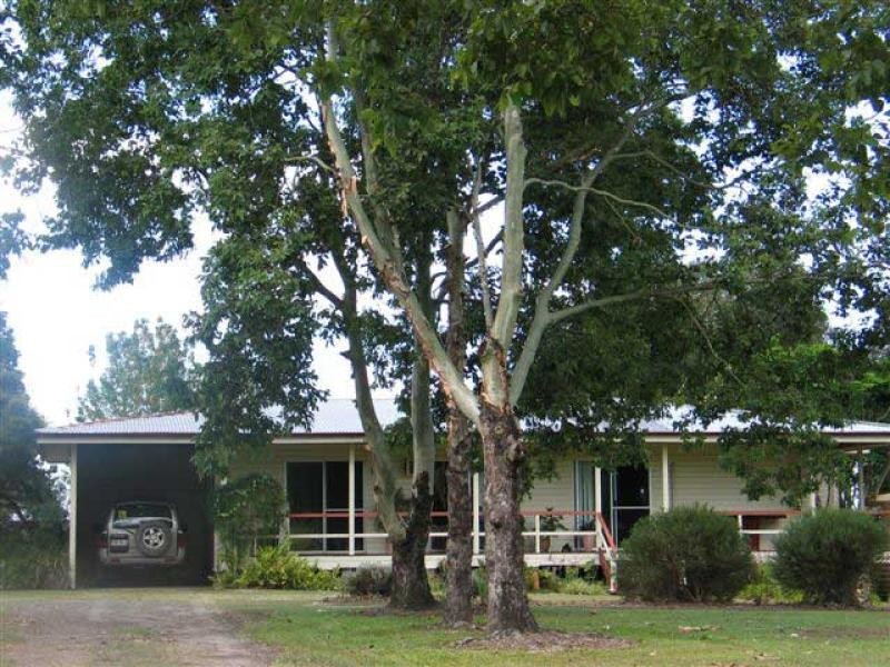 Goomboorian QLD 4570