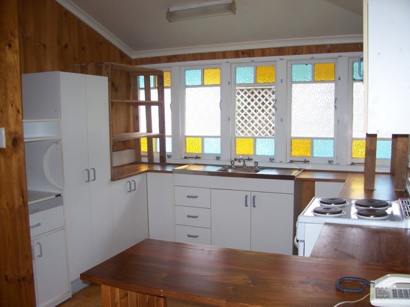 2 short, Gympie QLD 4570