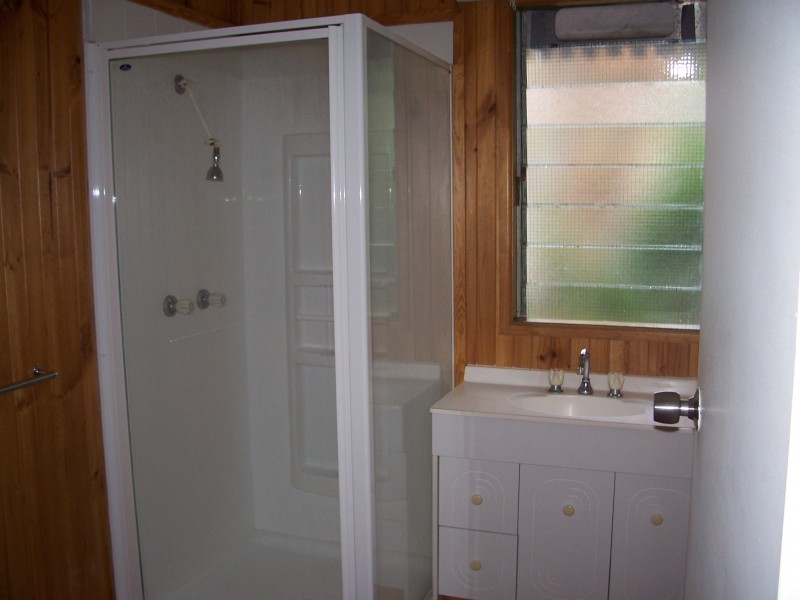 2 short, Gympie QLD 4570