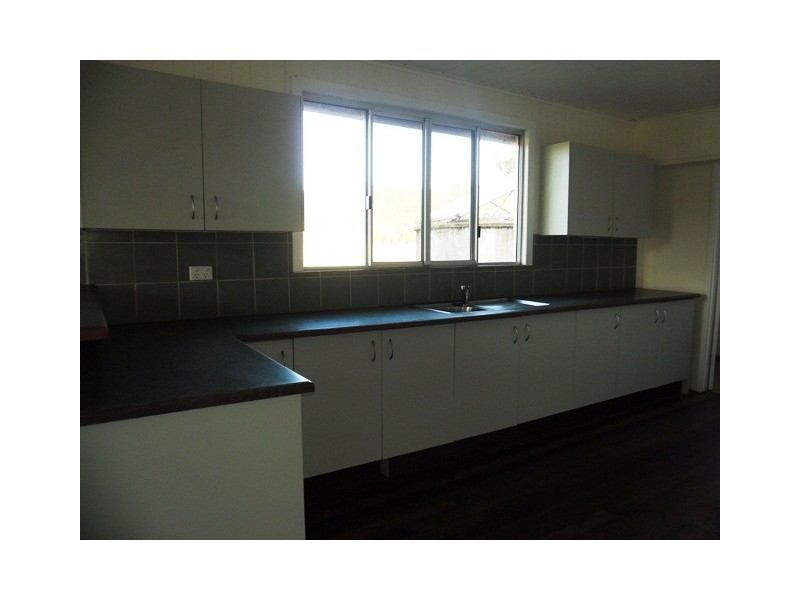 Wolvi QLD 4570