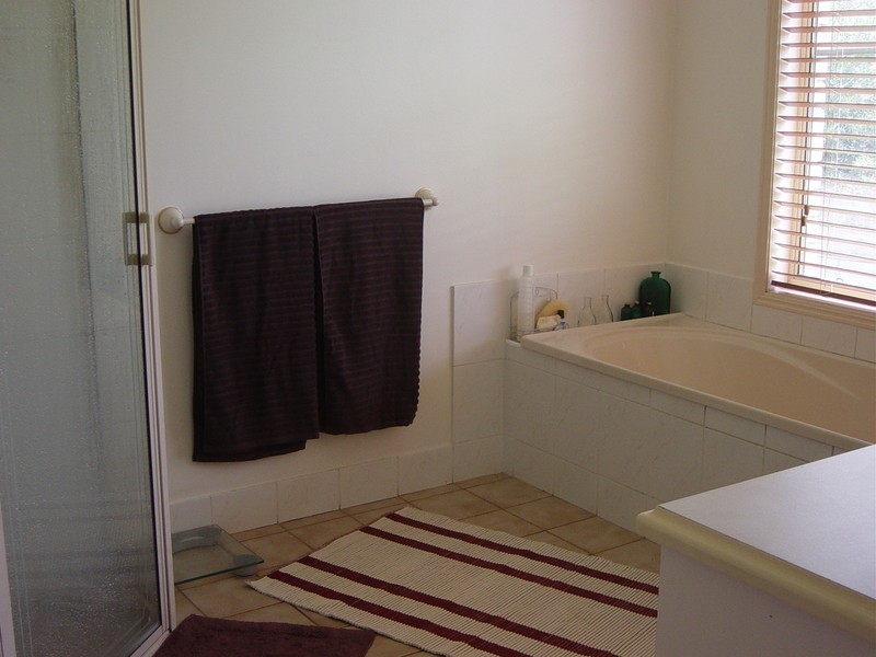 Wolvi QLD 4570