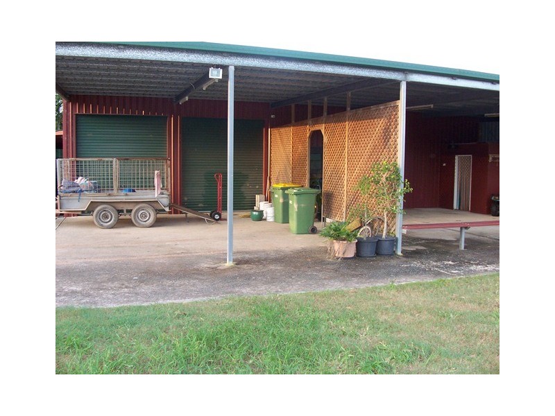 Goomboorian QLD 4570