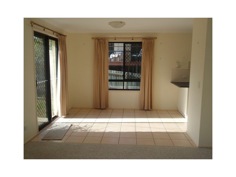 16 Browns Rd, Victory Heights QLD 4570