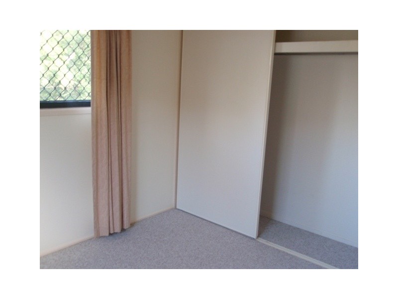 16 Browns Rd, Victory Heights QLD 4570