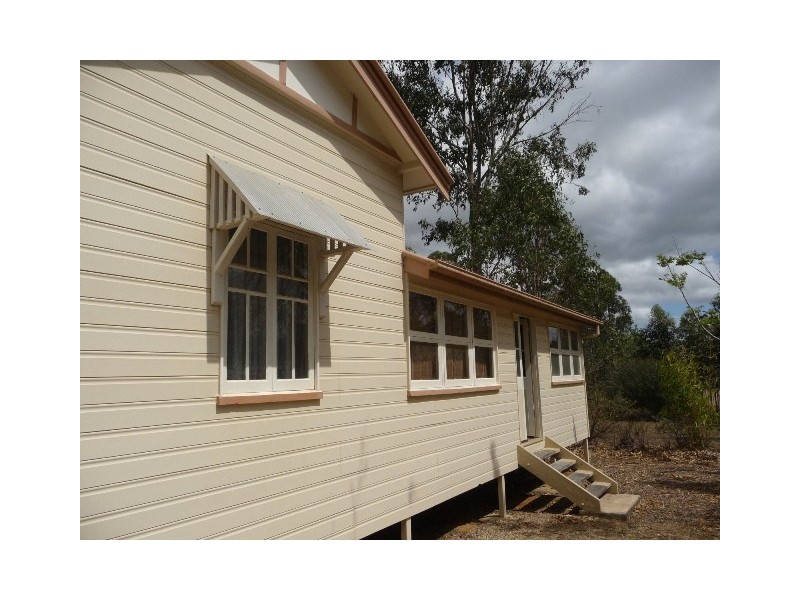 Glenwood QLD 4570