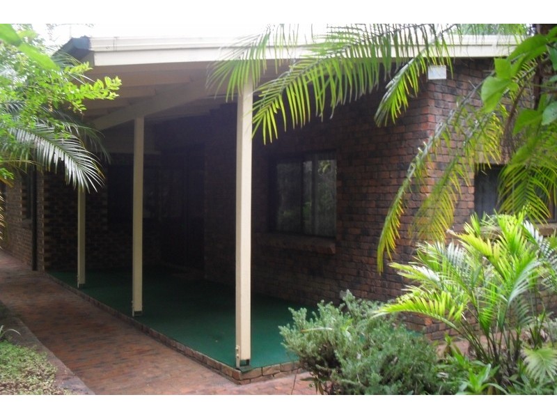Canina QLD 4570