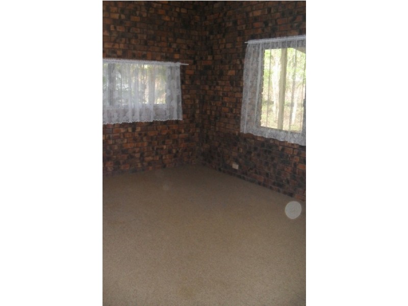 Canina QLD 4570