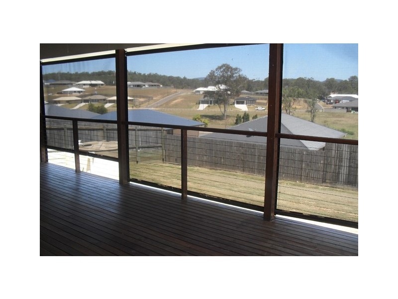 4 Managers Court, Jones Hill QLD 4570