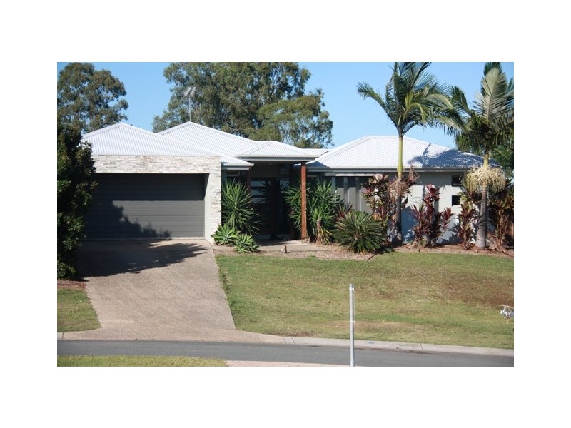 17 Premier Ave, Jones Hill QLD 4570