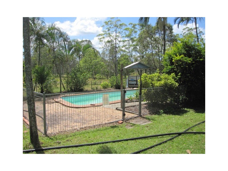 10  Counter Rd, Wolvi QLD 4570