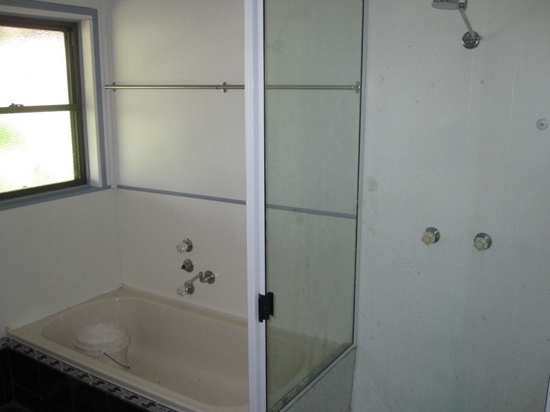 10  Counter Rd, Wolvi QLD 4570