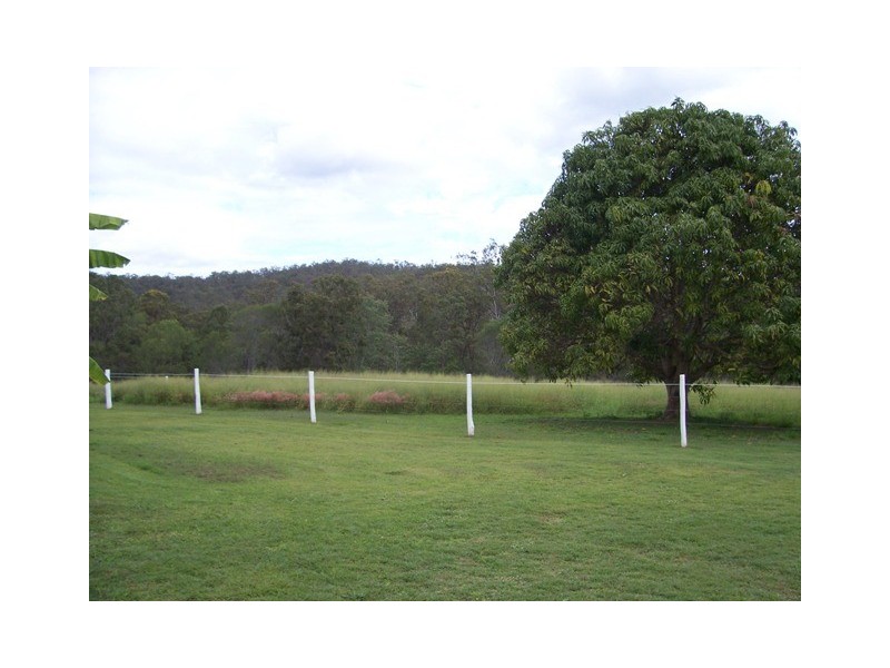 296 Hoopers Rd, Curra QLD 4570