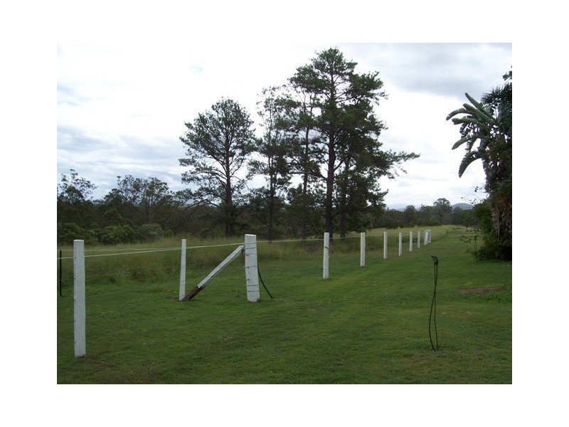 296 Hoopers Rd, Curra QLD 4570