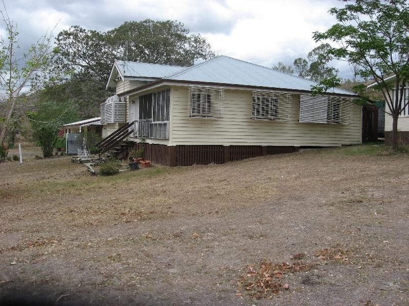 1 School Street, Kilkivan QLD 4600