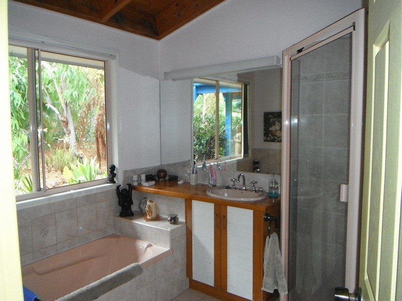 38 Barina crt, Pomona QLD 4568