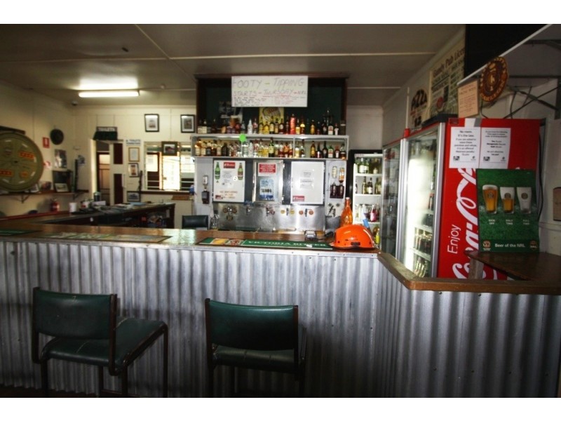 10 Main Street, Gundiah QLD 4650