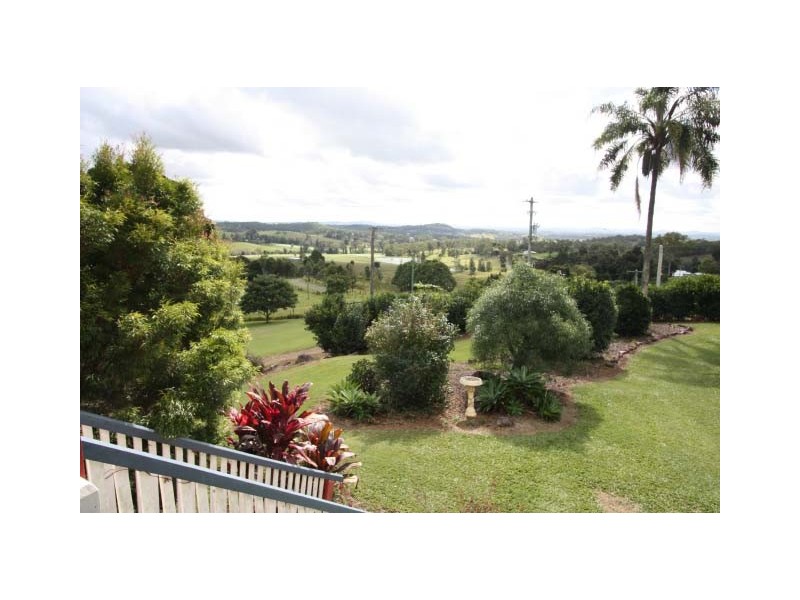 184 Robinson Road, Calico Creek QLD 4570