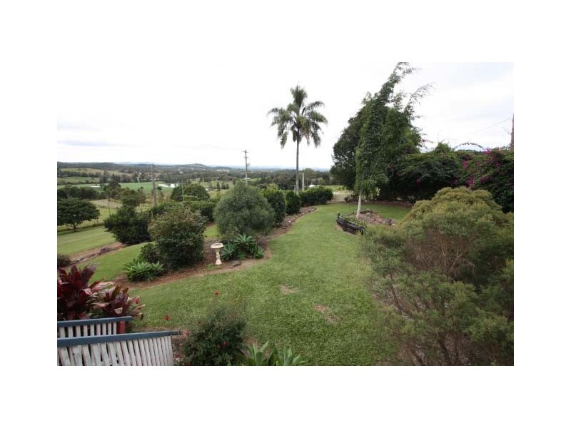 184 Robinson Road, Calico Creek QLD 4570