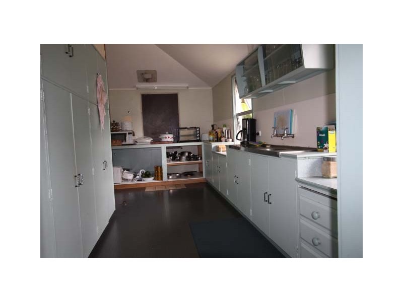 184 Robinson Road, Calico Creek QLD 4570