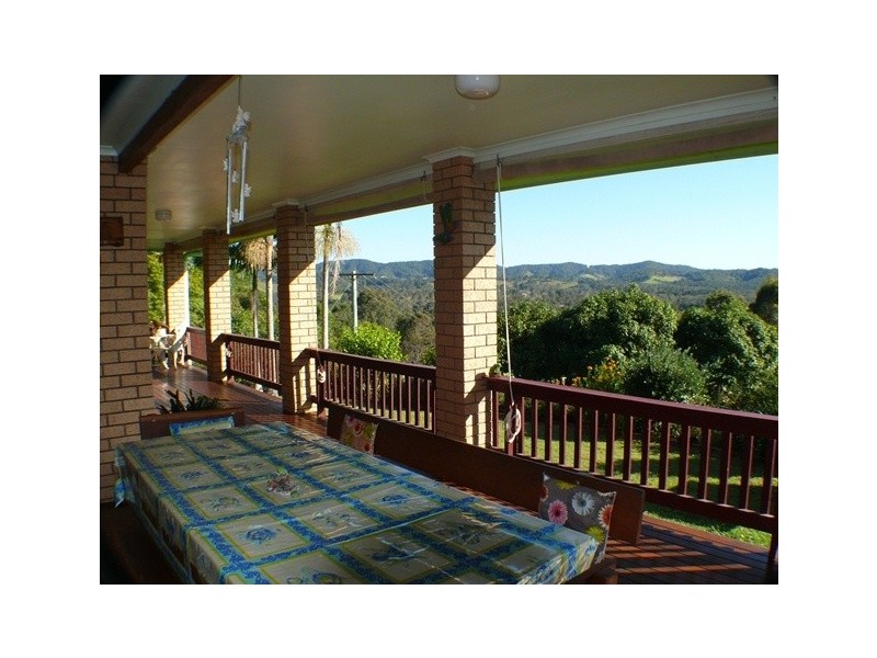 99 Sunshine Road, Wolvi QLD 4570
