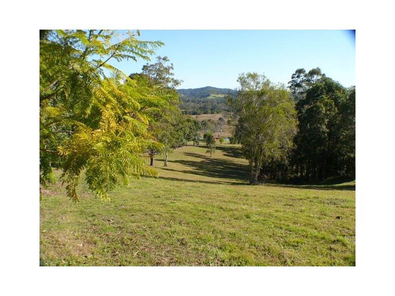99 Sunshine Road, Wolvi QLD 4570