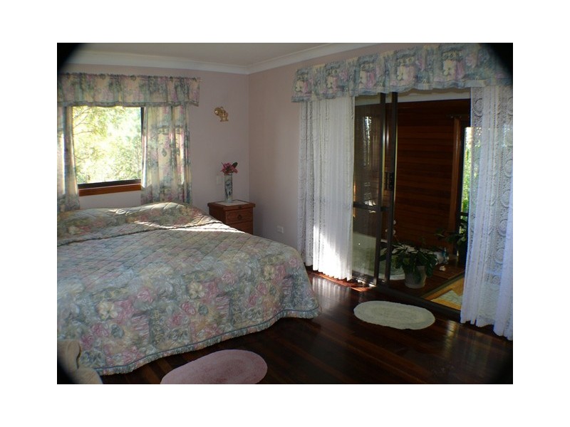 99 Sunshine Road, Wolvi QLD 4570